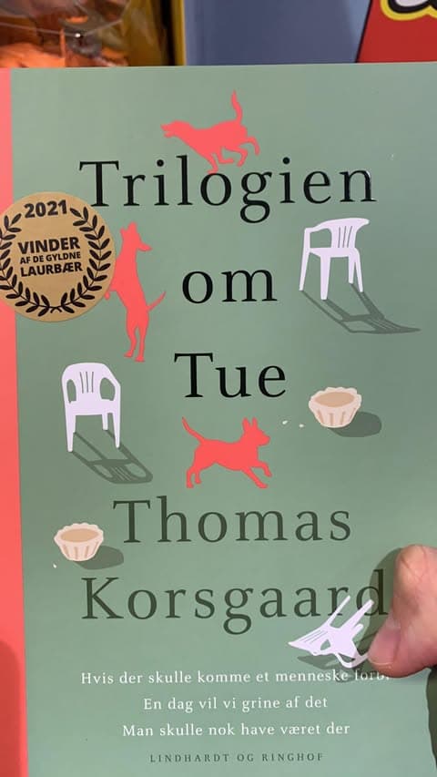 Aften med Trilogien om Tue